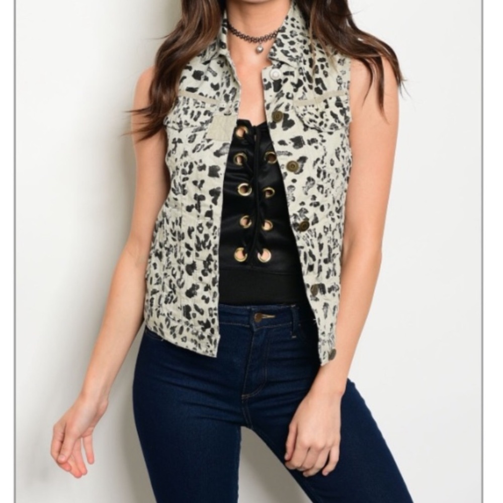 Animal print vest